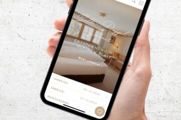 Handy Screen mit Auszug der Website sonnenburg.at vom Hotel Sonnenburg in Oberlech, mit neugeschriebenen Zimmertexten von Wortspiel Werbeagentur Nina Rehmann